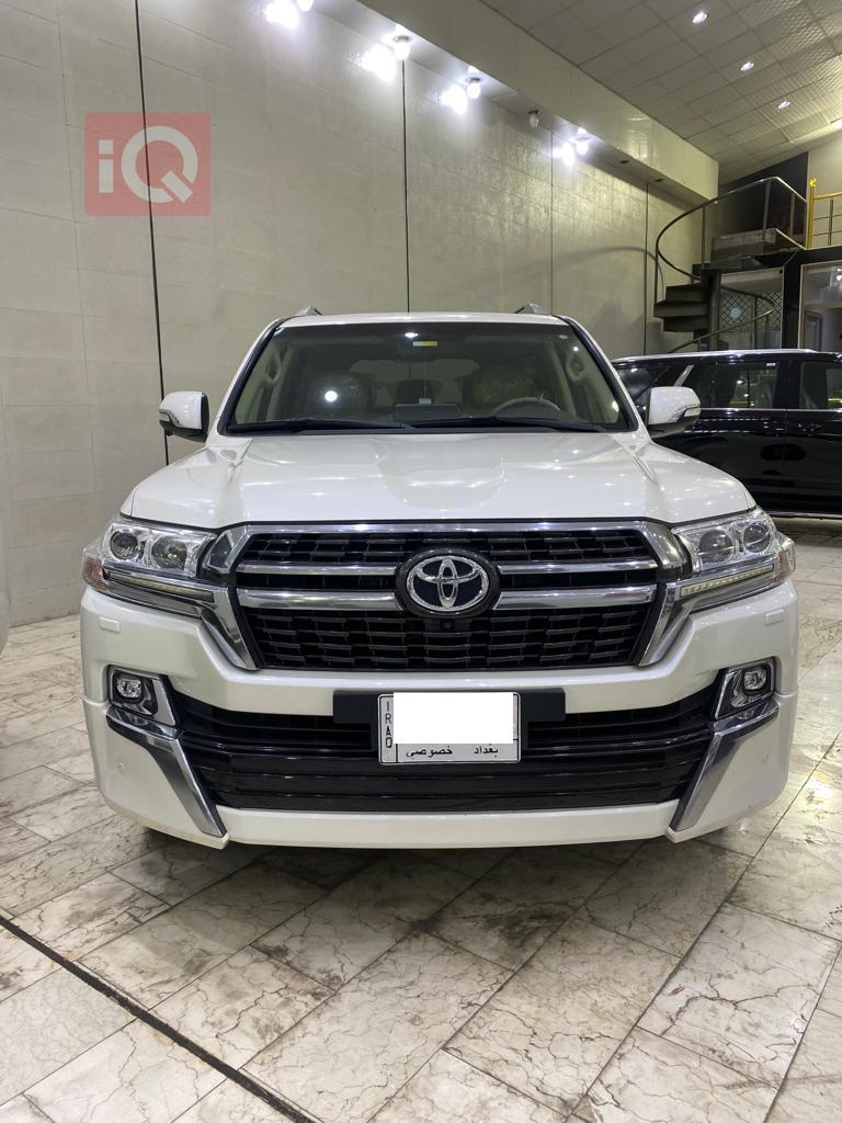 تويوتا لاندكروزر